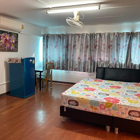 Ferienwohnung Muangthong C3,C4Near Impact Nonthaburi Exterior foto