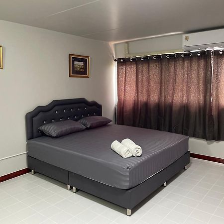 Ferienwohnung Muangthong C3,C4Near Impact Nonthaburi Exterior foto